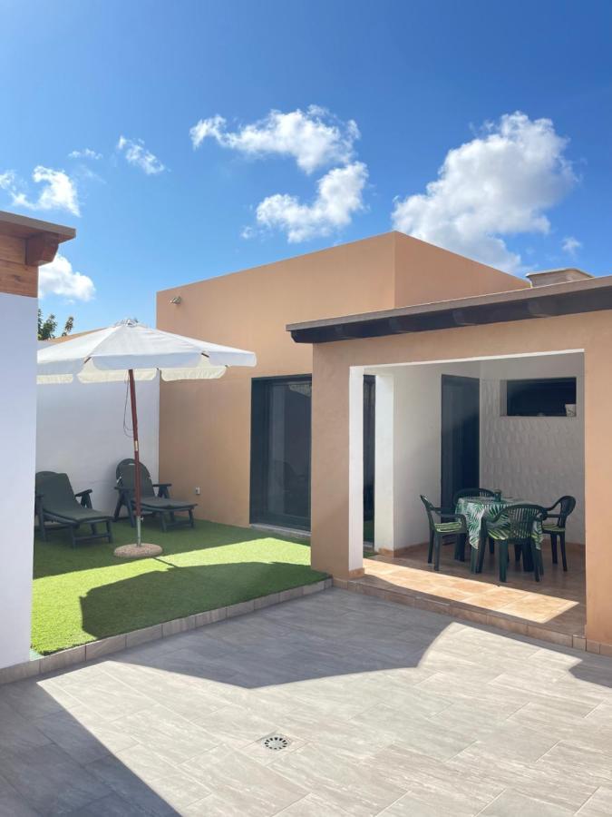 Casa Aleri Villa Corralejo Exterior photo